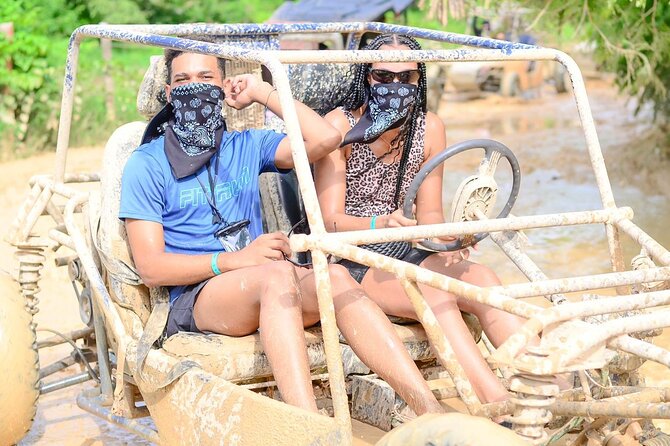 Full-day Buggy & Party Boat tour: snorkel, open bar, cave pool - Unlimited drinks on board: how the open bar changes the mood