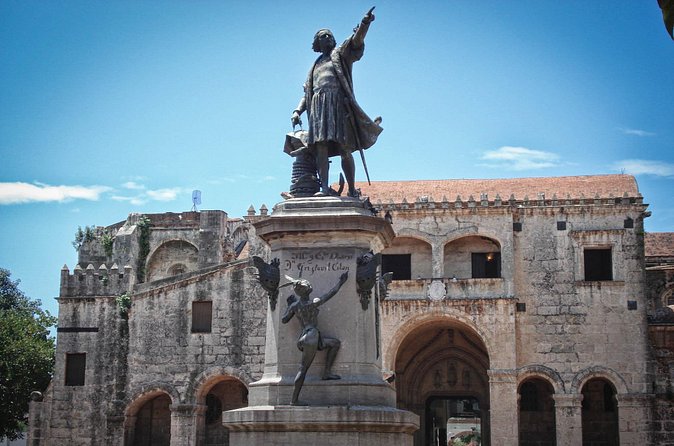 Full-Day Santo Domingo City Tour from La Romana - Colonial Gate 4D Cinema and the Francis Drake Connection