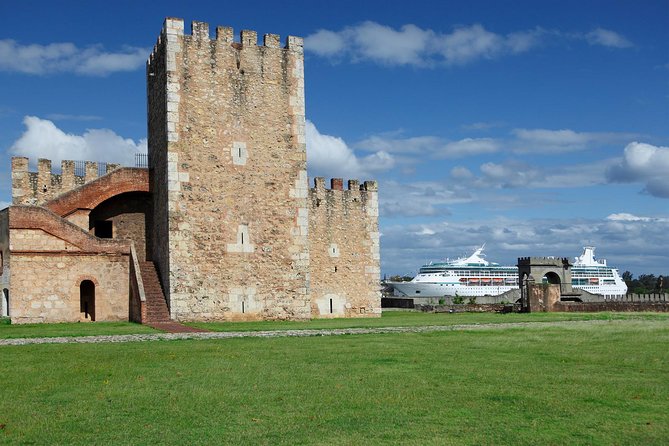 Full-Day Santo Domingo City Tour from La Romana - Fortaleza Ozama Views, the Boardwalk, and the Real Walking Factor