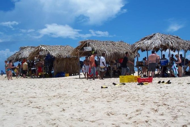 Full Day Tour to Paradise Island - Cayo Arena - Punta Rucia staging: what to expect before the island time