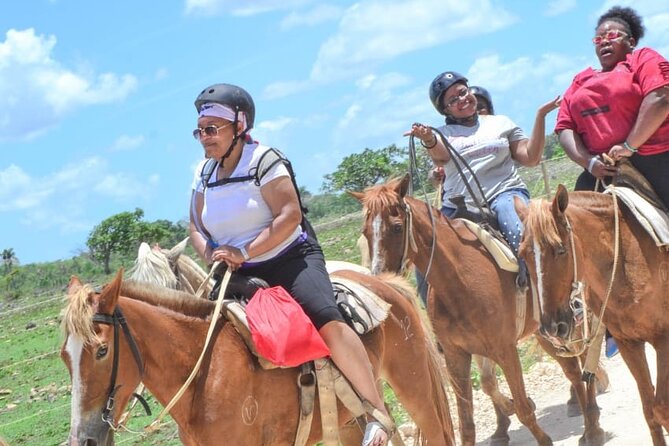 Guided Horseback Ride On The Beach With Pickup From Punta Cana - Photos, souvenirs, and keeping your budget sane
