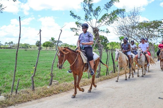 Guided Horseback Ride On The Beach With Pickup From Punta Cana - What to pack (so you actually enjoy the sun)