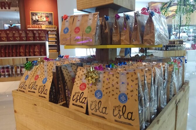 Guided Shopping Tour - Rum tasting, chocolate factory, Cigar factory - Jewelry and crafts: amber, larimar, and hands-on Dominican making