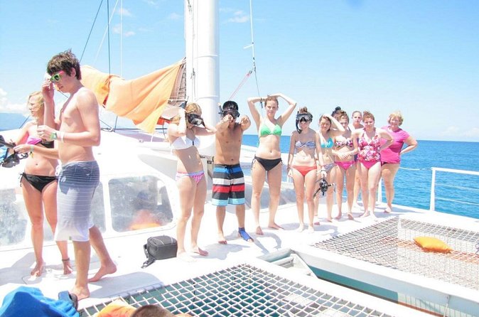 Half Day Catamaran & Snorkeling - The natural pool stop: your best “easy swim” moment