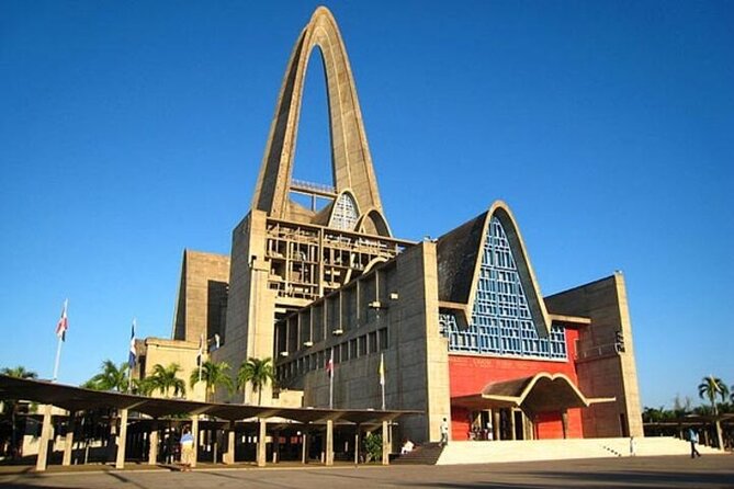 Half-day City tour cultural from punta cana for small group - Basilica of Our Lady of High Grace: A Calm, Beautiful First Stop