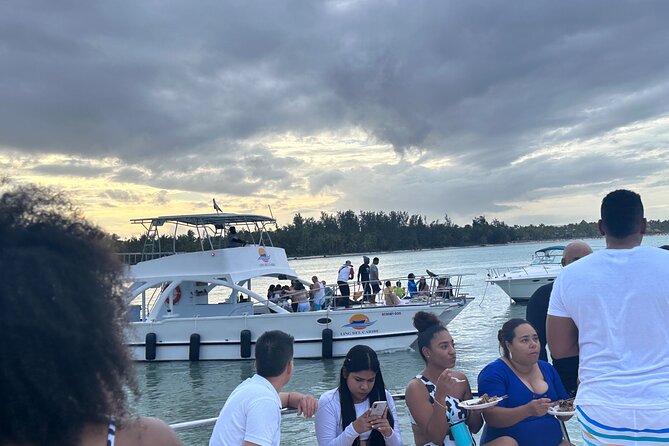 Half-Day Tour with Punta Cana Beach Boat Party - Playa Bibijagua and Dolphin Time: A Better Use of Your “Look for Wildlife” Energy