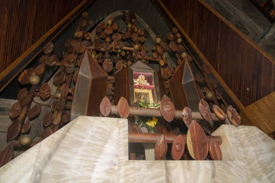 Higuey: Dominican Culture Walking Tour with Cathedral Ticket - Basílica Catedral ticket in Higüey: tapered ceilings and a 16th-century painting
