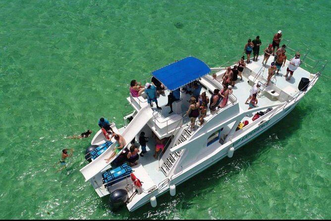 Hip Hop adult only Party Boat with Unlimited drinks and Sandbar - Key things to know before you board