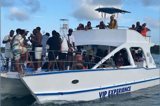 Hip Hop adult only Party Boat with Unlimited drinks and Sandbar - Weather reality: why the rain lesson is worth taking seriously