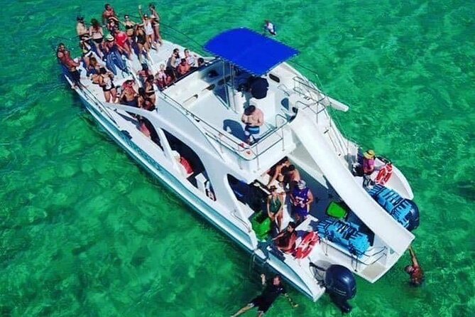 Hip Hop Beat and Live Dj Adults Only Party Boat and Free drinks - What’s Missing (and What to Bring Anyway)