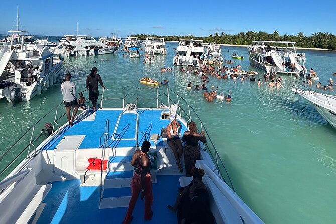 Hip-Hop Party Boat with Dj Live Adults Only and Unlimited Drinks - Hip-Hop Party Boat in Punta Cana: What the 3.5 Hours Really Feel Like