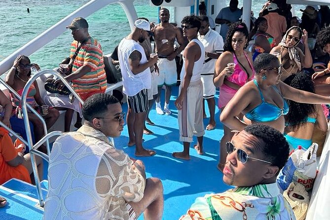 Hip-Hop Party Boat with Dj Live Adults Only and Unlimited Drinks - Getting Picked Up and Staying On Time