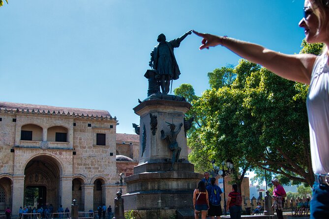 Historical City Tour Santo Domingo - Calle el Conde Stroll: The Streets After the Stories