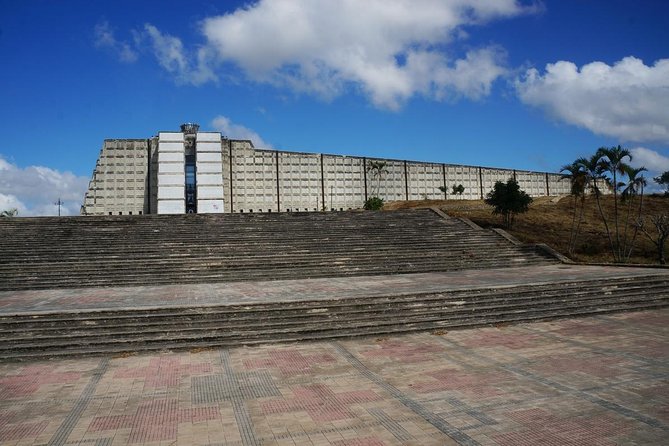 Historical Santo Domingo Day Trip from Punta Cana - Alcázar de Colón and Spanish-era rooms you can actually enter