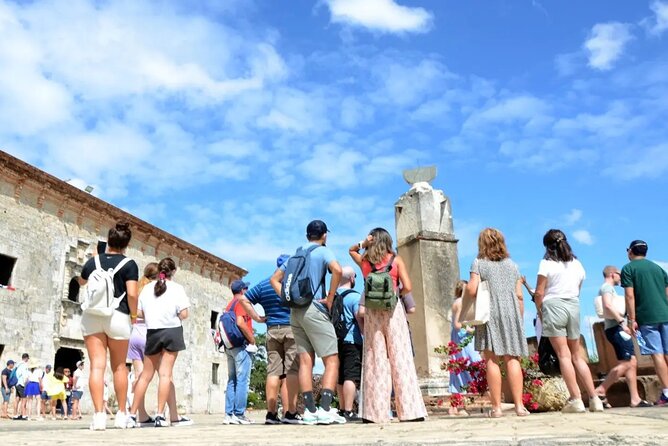 Historical Tour of Santo Domingo and 3 eyes Caves with Lunch - First stop: the 3 Eyes National Park and what the cave visit really feels like