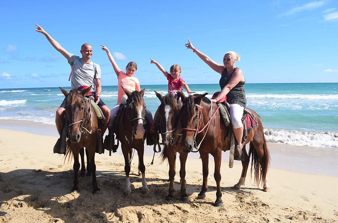 Horseback Riding Tour on the Beaches of Punta Cana - Pickup, Group Size, and the Small Logistics That Affect Your Day
