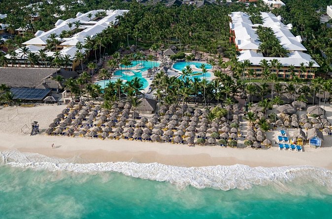 Iberostar Dominicana - Round Trip Shuttle - Punta Cana Airport - Comfort and Group Size: Up to 6 People Per Booking
