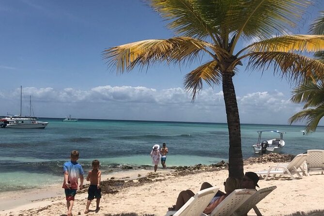 Iberostar Grand Bavaro - Round Trip Shuttle - Punta Cana Airport - Finding Your Driver at Punta Cana Airport (Without Playing Guess Who)