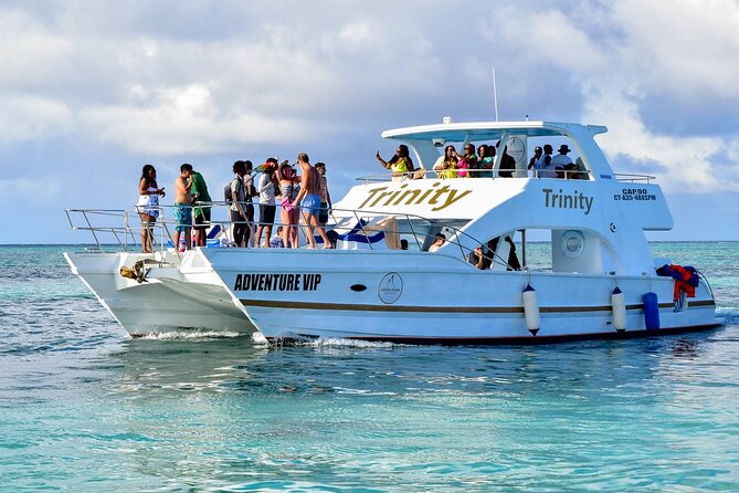 Infinity party boat in Punta Cana - Pickup, meeting time, and getting to the boat