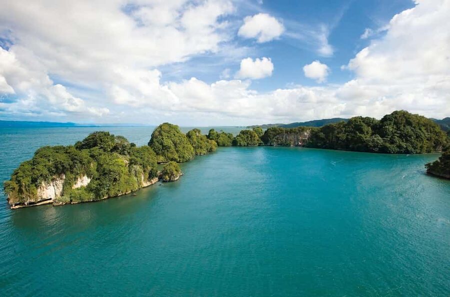 Los Haitises: Boat Excursion and Walking Tour with Lunch - Los Haitises National Park: why this boat-and-walk combo works