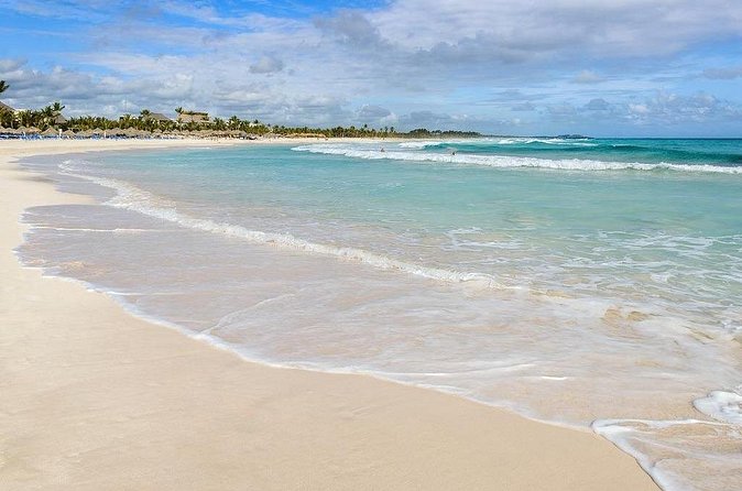Majestic Colonial - Round Trip Shuttle - Punta Cana Airport - Price and value: $80 per group for up to 6