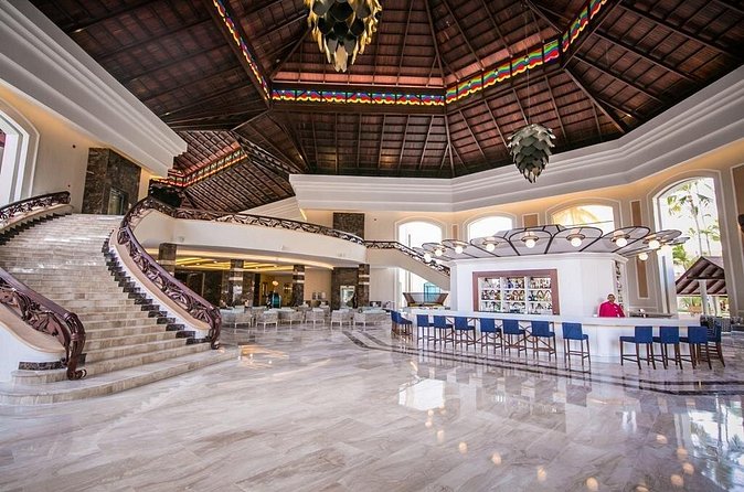 Majestic Mirage - Round Trip Shuttle - Punta Cana Airport - Price and Value: $80 for Up to 6