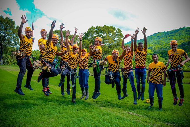 Mega Extreme Adventure: Horseback Riding, Ziplining and more - The included buffet lunch and farm downtime