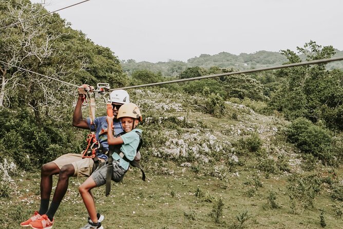 Monkey Jungle with Zip line - Zip line with a seven-base extension: the thrill part, planned well