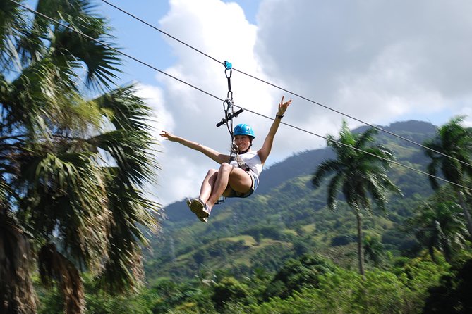 Monkeyland and Zipline Adventure from Puerto Plata - Food, drinks, and small comforts that change the day