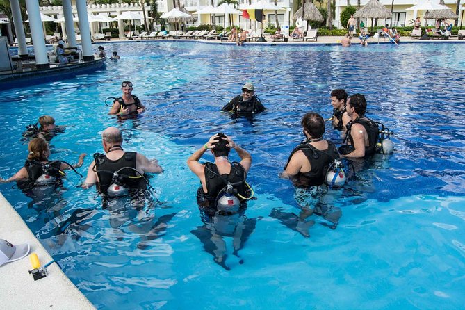 Open Water Diver - Bávaro - Theory first: 5 online chapters and why that helps