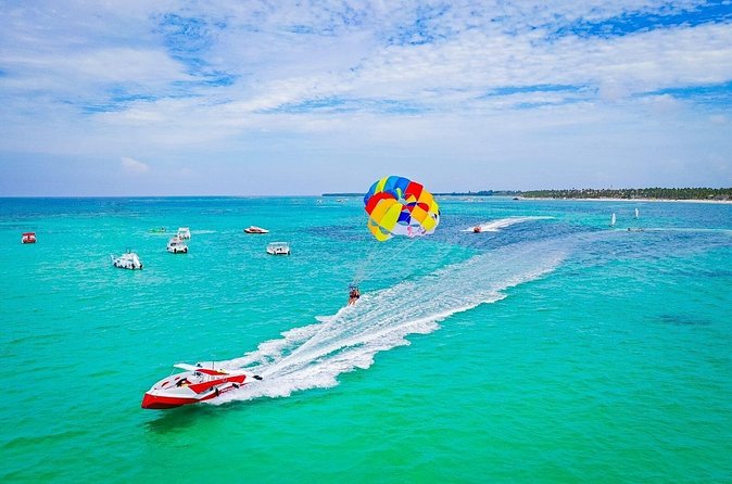 Parasailing in Bavaro - Parasailing Safety and What to Bring