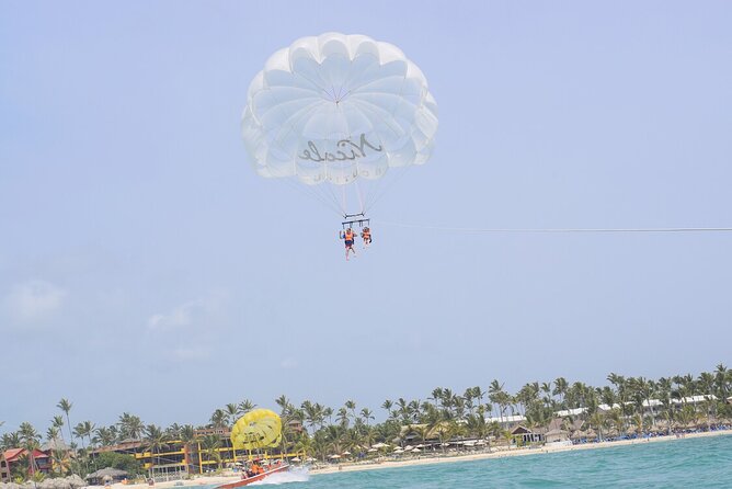 Parasailing in Punta Cana - Who This Paragliding Flight Suits Best (And Who Should Think Twice)