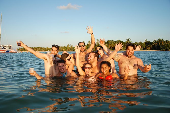 Parasailing, Snorkel Cruise & Virgen Beach from Punta Cana - Sharks and stingrays: what the encounter is actually like