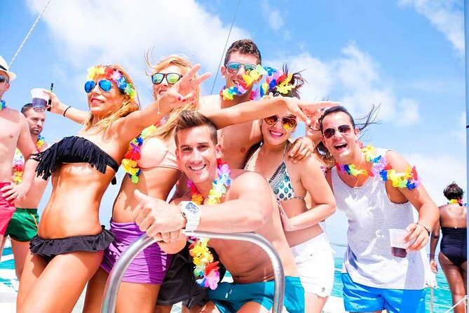 Party boat in Catamaran with Open Bar Only Adults + Snorkeling - Key highlights at a glance