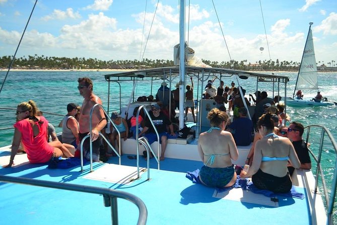 Party boat in Catamaran with Open Bar Only Adults + Snorkeling - The natural pool/lagoon stop: where the cruise becomes a swim day