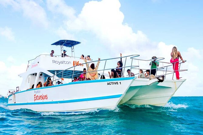 Party boat, Snorkeling, Sand-bar open bar in Bávaro Beach - The Best and Worst Moments: What the Experience Feels Like
