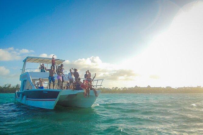 Party Boat /View Dolphins / Snorkling /Free Drinks and Transportation - Transportation Reality Check: Pickup, Delays, and Return Timing
