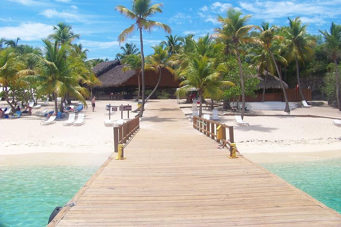 Platinum Catalina Island and Chavon River - Snorkeling at The Wall: the reef stop, the gear, and the 45-minute clock