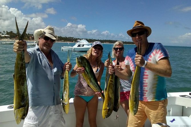 Platinum Punta Cana fishing charter - What you might catch: dorado, jackdaws, wahoo, and the rest of the bite