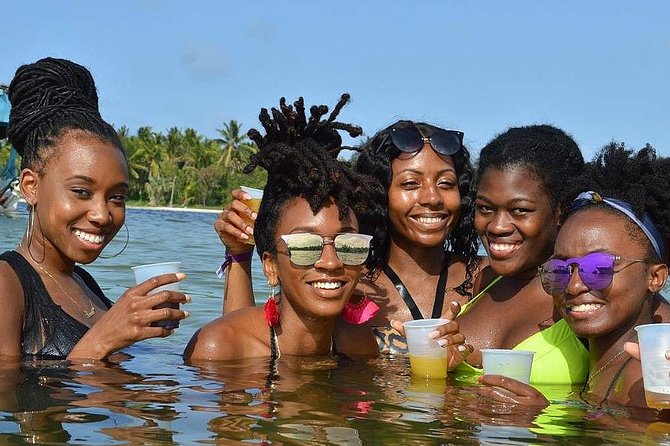 Private Adult Only Hip Hop Party Boat with Live DJ - Snorkeling during the cruise: how to make it work for your group