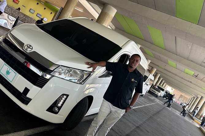 Private Airport Transfer from Punta Cana safety & Comfort - Direct, Private Service vs. Finding a Taxi: Who Benefits Most