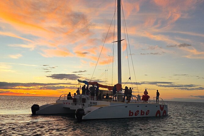 Private Catamaran Cruise to Bahia de las Aguilas - Comfort on a sailing catamaran: what “private” feels like in practice