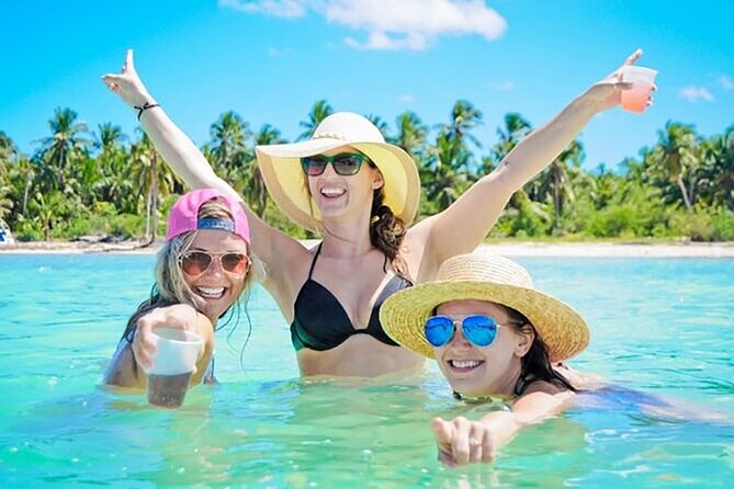 Private Catamaran Party with Snorkeling and Unlimited Drink - Unlimited drinks: what you get, and the 21+ rule