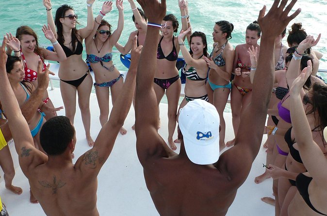Private Catamaran Snorkeling Family Adventure - Photographer Guide and Photo Add-Ons: Budget for Memories the Right Way
