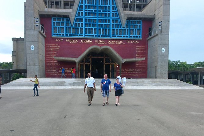 Private City Tours Higüey - Cathedral Basilica Nuestra Señora de la Altagracia: the core visit