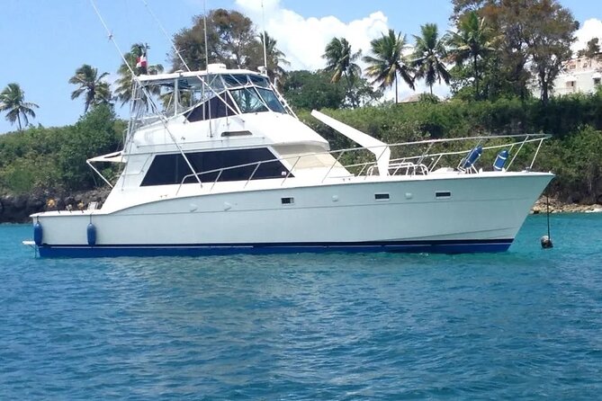 Private Cruise on a Hatteras 52 - Key highlights to know before you go