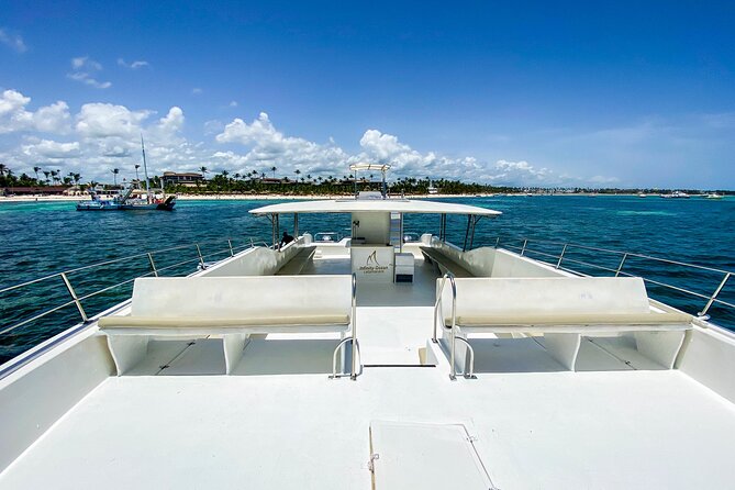 Private Family Boat at Punta Cana - What’s Included (and What You’ll Pay For Later)