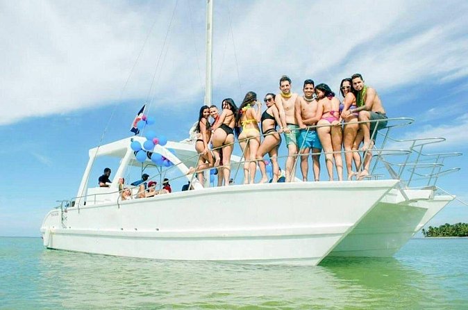 Private Party Boat Tour From Punta Cana with Drinks - Your ride and the route: Punta Cana to the Bávar coast