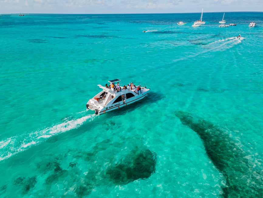 Private Party Boat Tour with Drinks and Snacks in Punta Cana - Coastline Cruising: The Relaxed Between-Stops Stretch