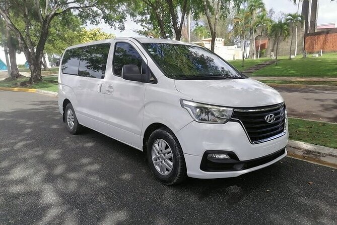 Private Punta Cana Airport (PUJ) Transfers to Bayahibe Hotels - Punta Cana (PUJ) to Bayahibe hotels: why this transfer is worth it